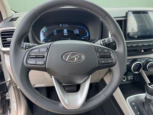 New 2026 Hyundai Venue SEL FWD image 27