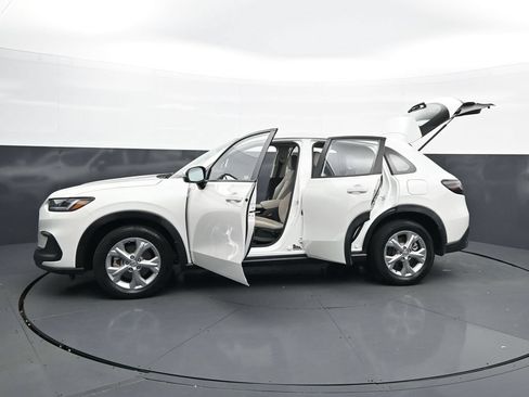 Used 2024 Honda HR-V LX image 50