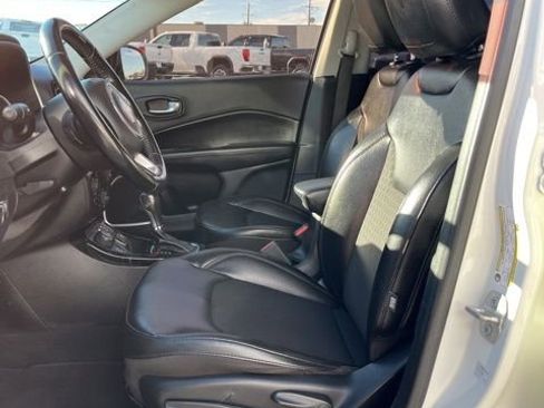 Used 2020 Jeep Compass Latitude AWD/4WD image 29
