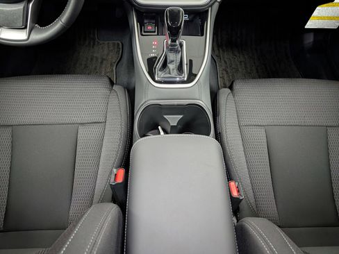 Used 2025 Subaru Outback Premium image 12