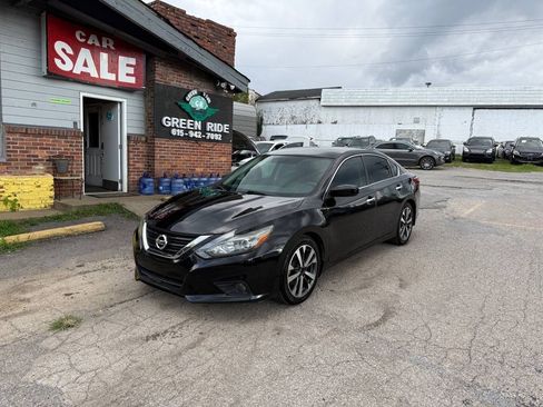 Used 2017 Nissan Altima 2.5 SR FWD image 1
