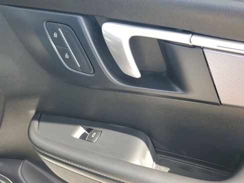 Used 2025 Buick Enclave Sport Touring image 49