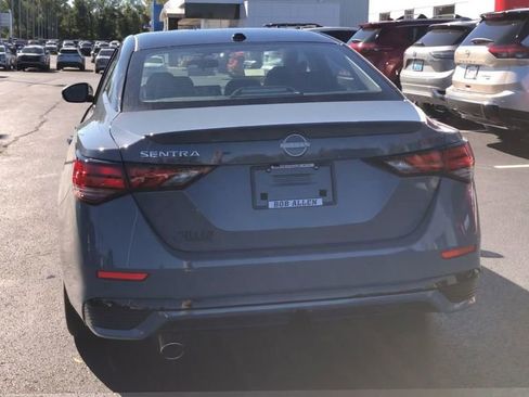 New 2025 Nissan Sentra SR w/ SR Premium Package FWD image 7