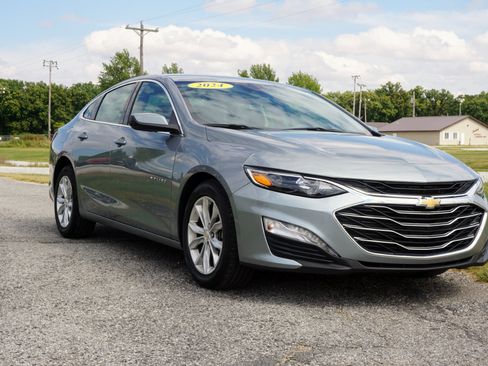 Used 2024 Chevrolet Malibu LT image 4