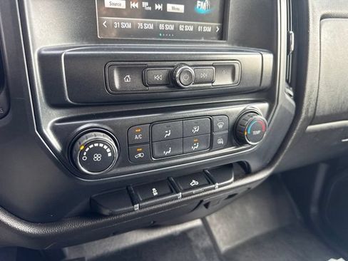 Used 2018 Chevrolet Silverado 2500 W/T w/ WT Convenience Package AWD/4WD image 19
