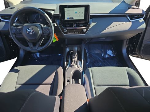 Used 2026 Toyota Corolla LE image 9