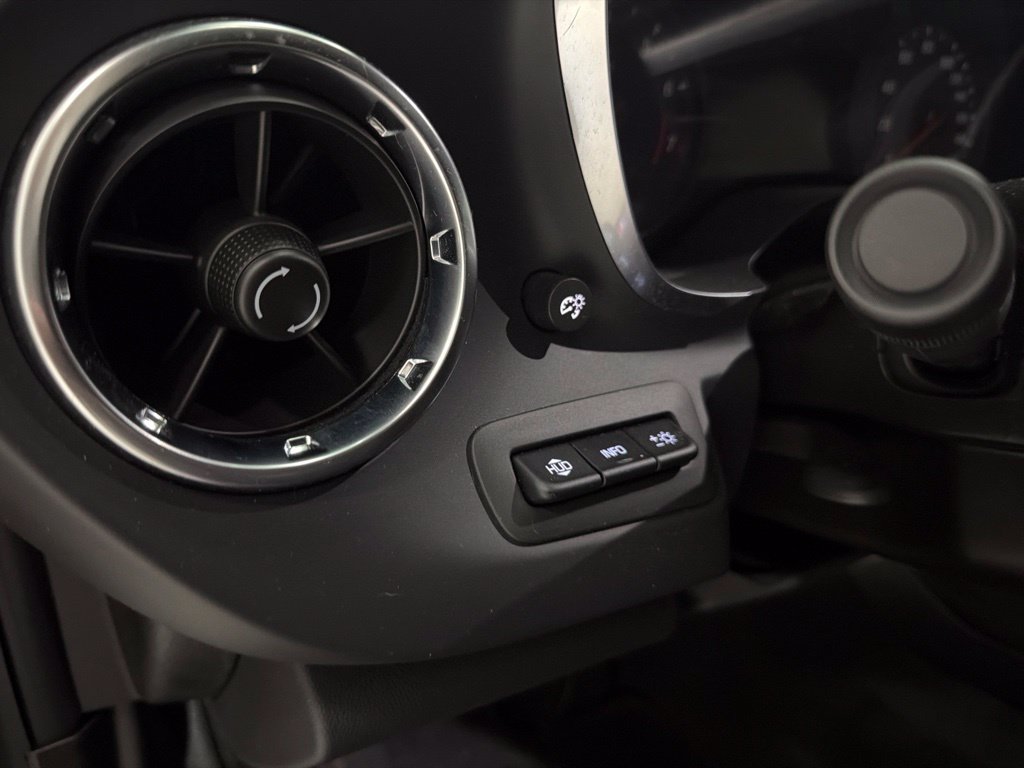 Used 2024 Chevrolet Camaro SS RWD image 12