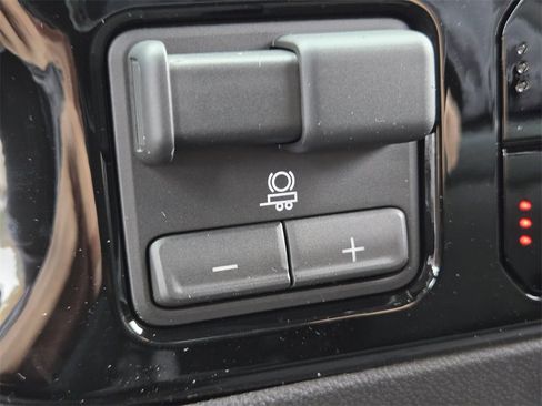 New 2026 GMC Sierra 1500 Elevation w/ Elevation Select Package image 18