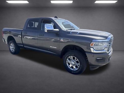 Used 2024 RAM 2500 Laramie w/ Safety Group AWD/4WD image 13