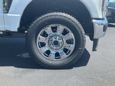 Used 2026 Ford F350 Lariat w/ Chrome Package AWD/4WD image 10