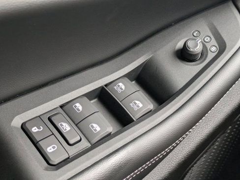 New 2025 Jeep Grand Cherokee L Limited w/ Black Appearance Package image 25