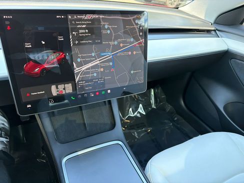 Used 2022 Tesla Model 3 Long Range AWD/4WD image 16