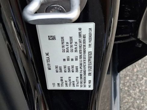Used 2023 Tesla Model 3 Standard Range RWD image 28