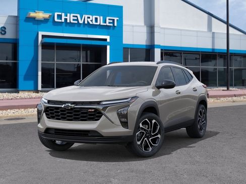 New 2026 Chevrolet Trax RS w/ Driver Confidence Package FWD image 40