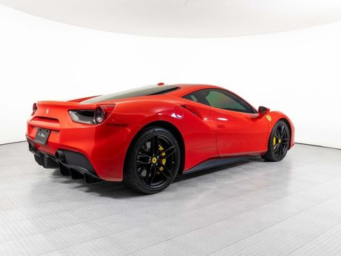 Used 2017 Ferrari 488 GTB RWD image 23