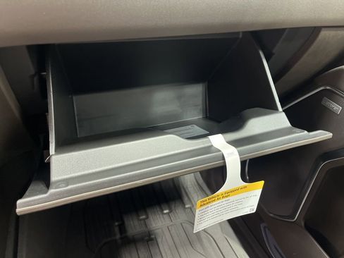 New 2026 GMC Sierra 2500 SLT w/ SLT Premium Package image 19