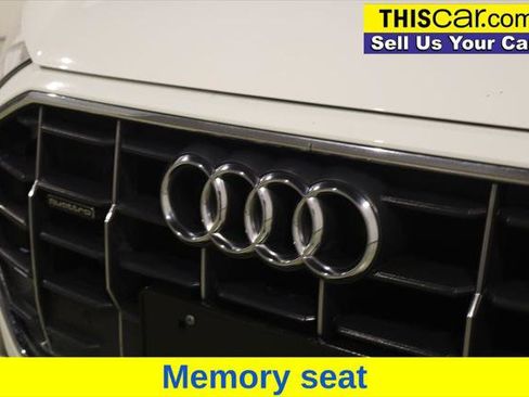 Used 2019 Audi Q8 Premium w/ Convenience Package AWD/4WD image 13