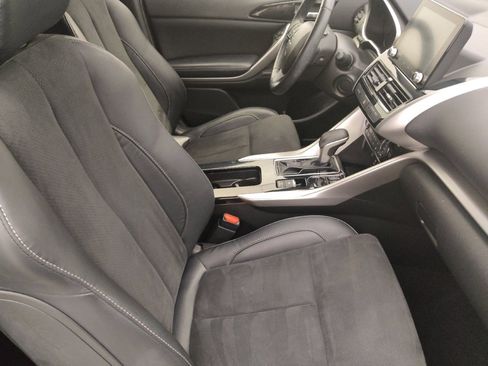 Used 2022 Mitsubishi Eclipse Cross SE image 21