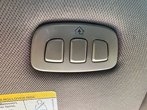 Used 2016 Ford F150 Lariat w/ Equipment Group 502A Luxury image 38