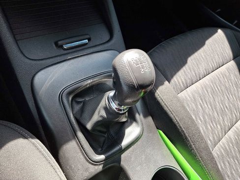 Used 2016 Kia Forte LX FWD image 14