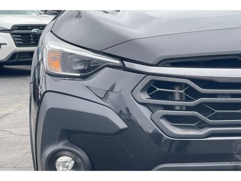 Used 2024 Subaru Crosstrek 2.0i Premium image 11