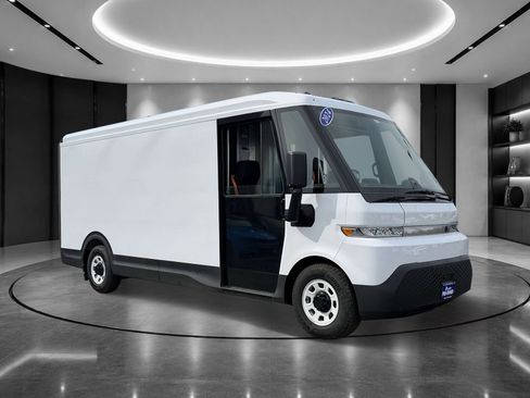 Used 2024 Chevrolet Brightdrop 600 w/ Commercial Equipment Package AWD/4WD image 5