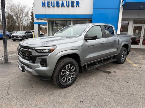 Used 2026 Chevrolet Colorado Z71 AWD/4WD image 1