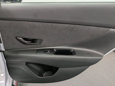 Used 2025 Hyundai Elantra N image 27