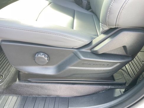 New 2026 Ford F450 XL w/ XL Chrome Package image 7