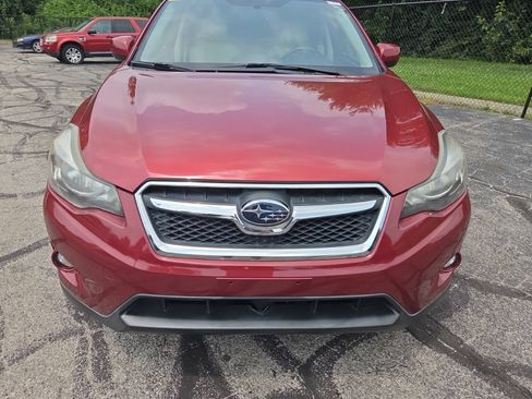 Used 2014 Subaru Crosstrek 2.0i Premium w/ Moonroof Package AWD/4WD image 4