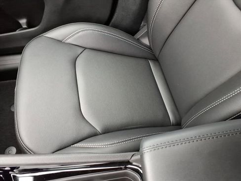 New 2026 Jeep Compass Limited image 30