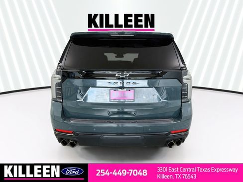 Used 2025 Chevrolet Tahoe Z71 w/ Comfort Package AWD/4WD image 8