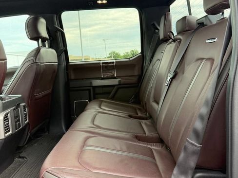 Used 2015 Ford F150 Platinum w/ Equipment Group 701A Luxury AWD/4WD image 13