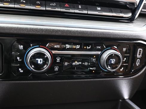 Used 2024 Chevrolet Silverado 1500 High Country image 31