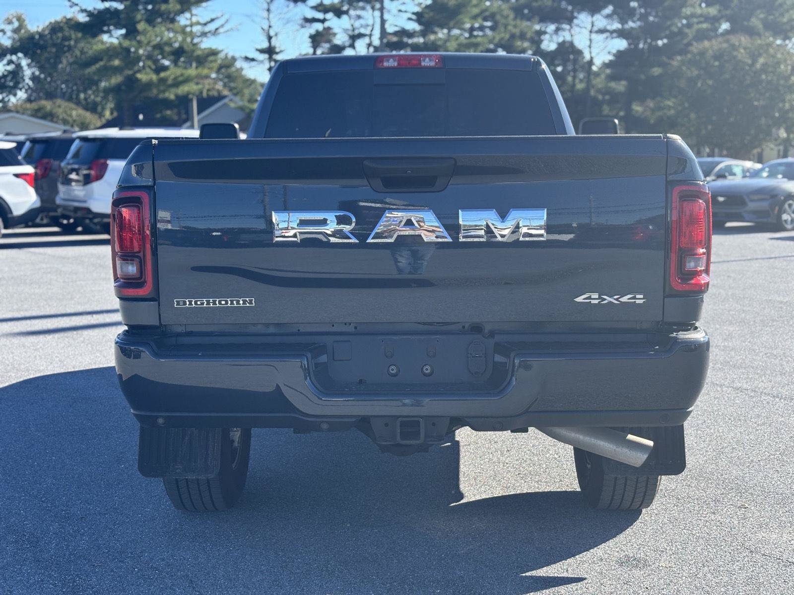 Used 2025 RAM 2500 Big Horn AWD/4WD image 9