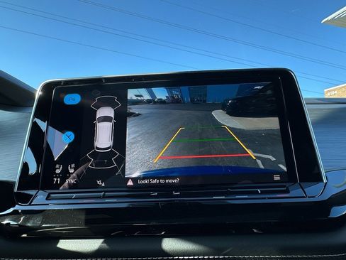 New 2026 Volkswagen Atlas Cross Sport SE image 24