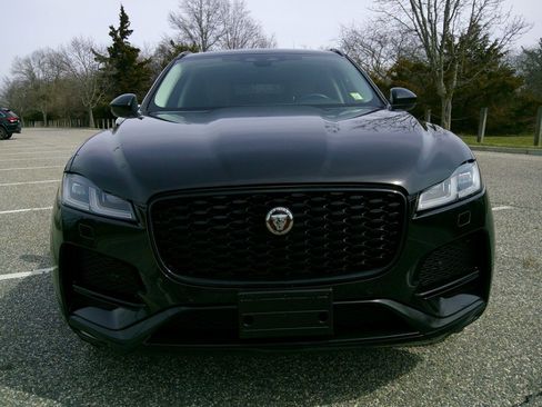 Used 2023 Jaguar F-PACE S image 13