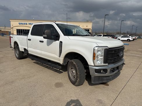 Used 2024 Ford F250 XL w/ XL Driver Assist Package image 18