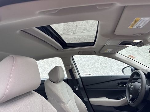 Certified 2023 Honda Accord EX image 17