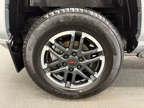 Used 2024 Toyota Tacoma TRD Sport w/ TRD Sport Upgrade Package image 21