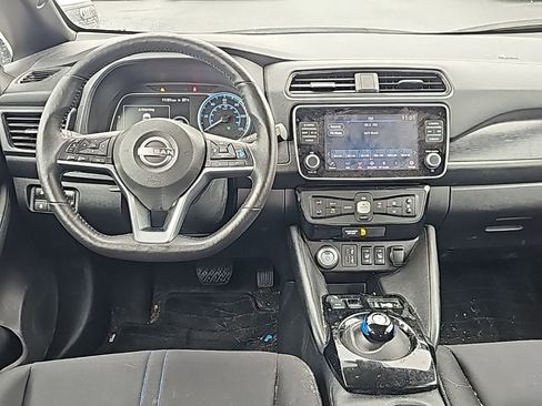 Used 2023 Nissan Leaf SV Plus image 2