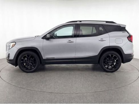 Used 2023 GMC Terrain SLE w/ Driver Convenience Package FWD image 6