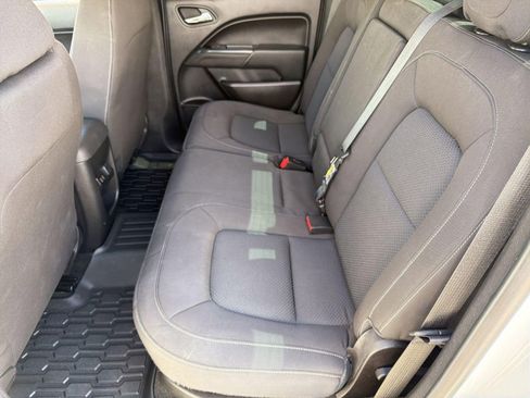 Used 2016 Chevrolet Colorado LT w/ LT Convenience Package image 14