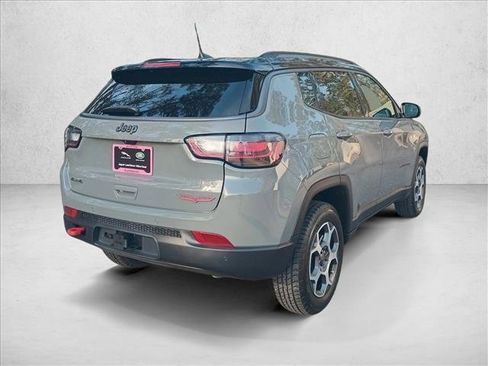Used 2022 Jeep Compass Trailhawk w/ Trailhawk Elite Group image 5