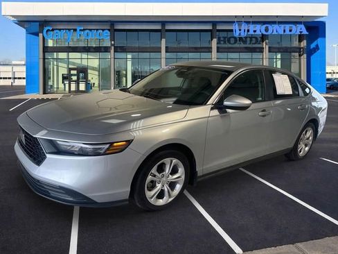 Certified 2025 Honda Accord LX image 4