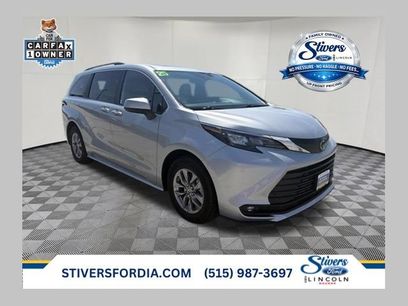 Used 2025 Toyota Sienna XLE