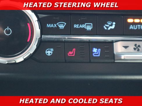 Used 2023 Ford F250 Lariat w/ Black Appearance Package AWD/4WD image 26