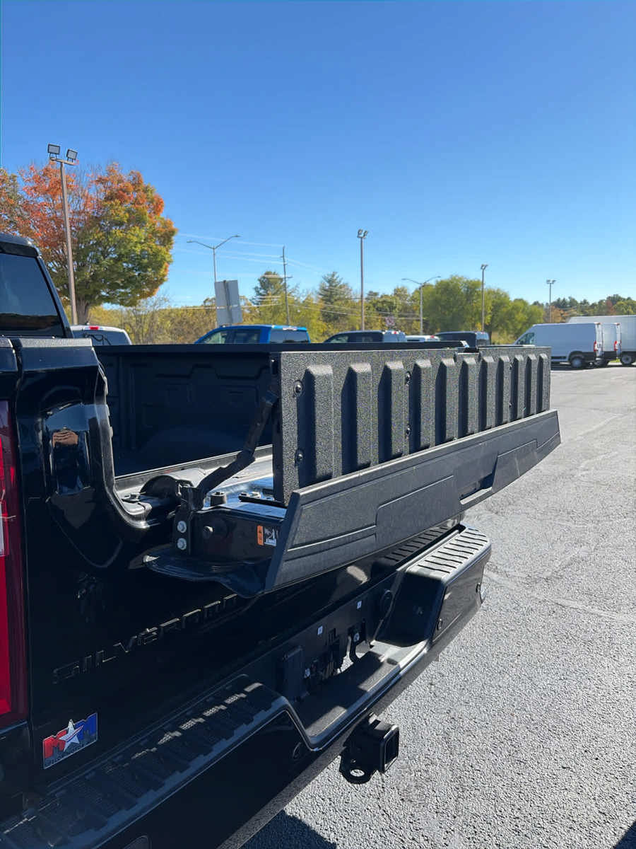 Used 2024 Chevrolet Silverado 2500 High Country w/ Midnight Edition AWD/4WD image 41