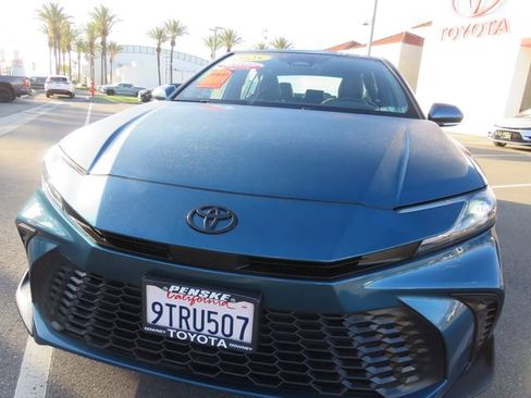 Certified 2025 Toyota Camry SE w/ Multimedia Upgrade Package image 5