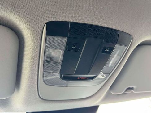 Used 2023 Kia Seltos LX image 32